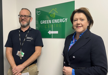 MP meets students and staff at BCoT’s new Green Energy Centre to mark Colleges Week